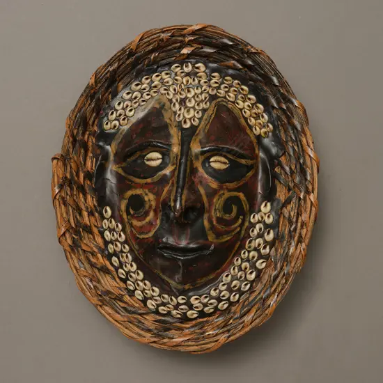Papua New Guinean mask,